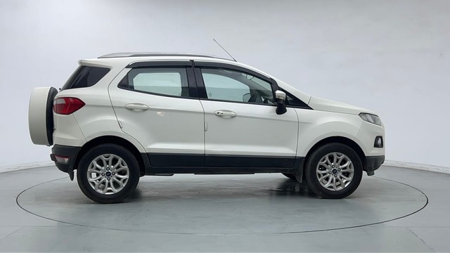 Second-hand 2016 Ford Ecosport 1.5 Ti VCT MT Titanium for sale in New Delhi-2