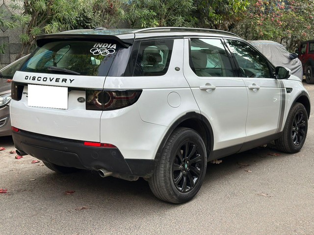Second-hand 2015 Land Rover Discovery Sport SD4 HSE Luxury 7S for sale in New Delhi-7