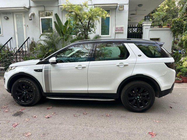 Second-hand 2015 Land Rover Discovery Sport SD4 HSE Luxury 7S for sale in New Delhi-2