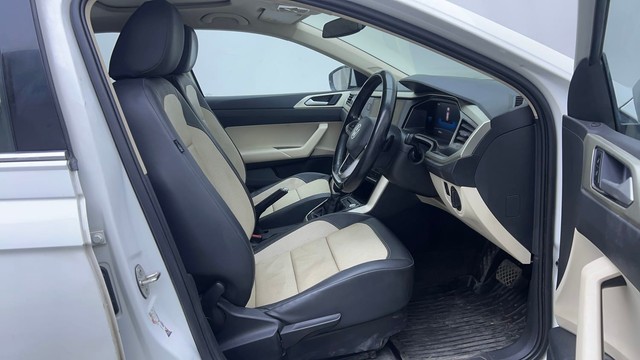 Second-hand 2022 Volkswagen Virtus Topline AT for sale in Hyderabad-15