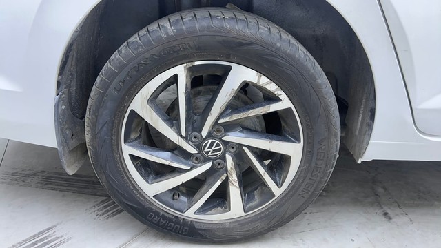 Second-hand 2022 Volkswagen Virtus Topline AT for sale in Hyderabad-18
