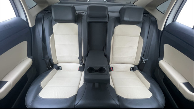 Second-hand 2022 Volkswagen Virtus Topline AT for sale in Hyderabad-38