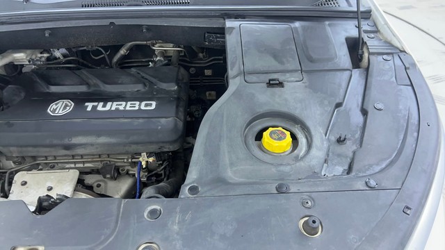 Second-hand 2020 MG Hector Sharp DCT for sale in Hyderabad-28