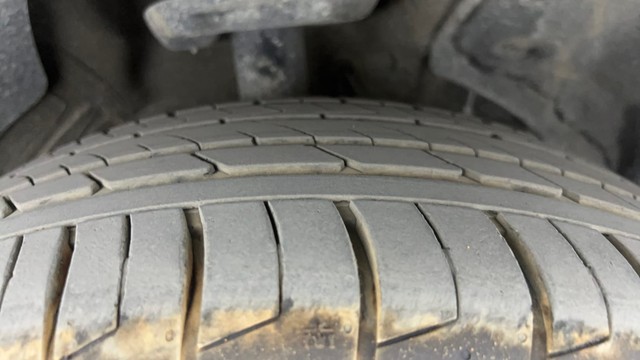 Second-hand 2020 MG Hector Sharp DCT for sale in Hyderabad-38