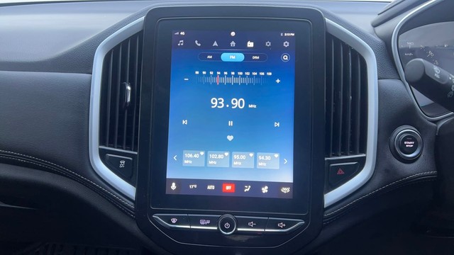 Second-hand 2020 MG Hector Sharp DCT for sale in Hyderabad-34