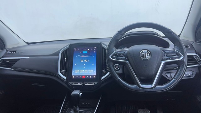 Second-hand 2020 MG Hector Sharp DCT for sale in Hyderabad-11