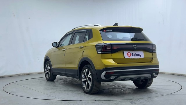 Second-hand 2022 Volkswagen Taigun 1.0 Topline for sale in Hyderabad-5