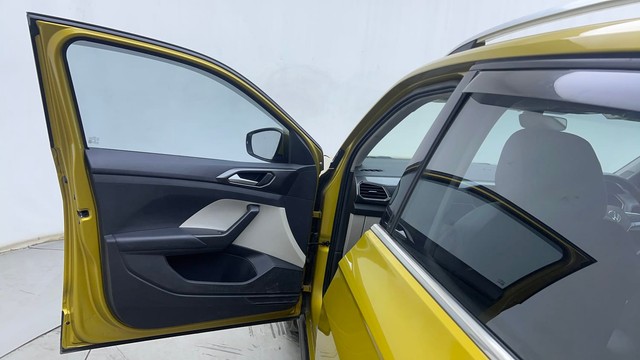 Second-hand 2022 Volkswagen Taigun 1.0 Topline for sale in Hyderabad-26