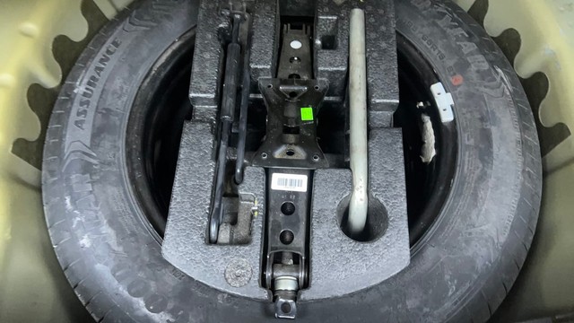 Second-hand 2022 Volkswagen Taigun 1.0 Topline for sale in Hyderabad-21