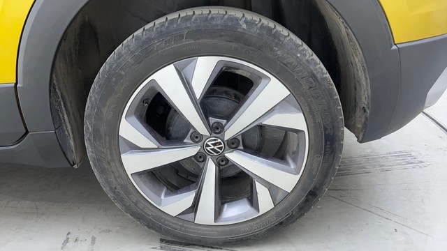 Second-hand 2022 Volkswagen Taigun 1.0 Topline for sale in Hyderabad-19