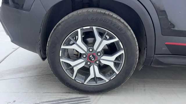 Second-hand 2021 Kia Seltos GTX Plus DCT for sale in Hyderabad-18