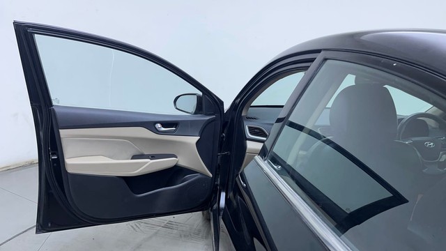 Second-hand 2019 Hyundai Verna VTVT 1.6 AT SX Plus for sale in Hyderabad-38