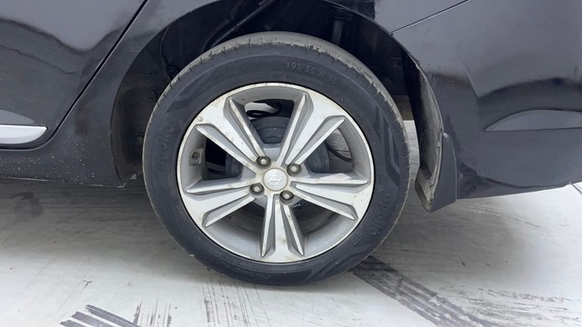 Second-hand 2019 Hyundai Verna VTVT 1.6 AT SX Plus for sale in Hyderabad-19