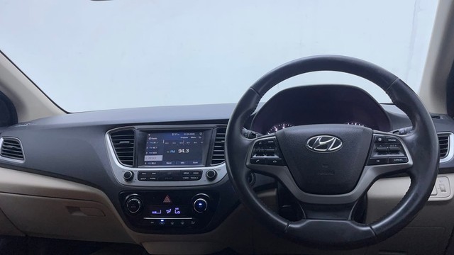 Second-hand 2019 Hyundai Verna VTVT 1.6 AT SX Plus for sale in Hyderabad-11