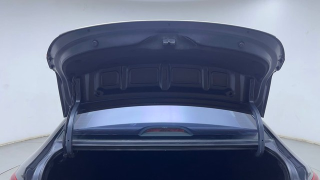 Second-hand 2019 Hyundai Verna VTVT 1.6 AT SX Plus for sale in Hyderabad-39