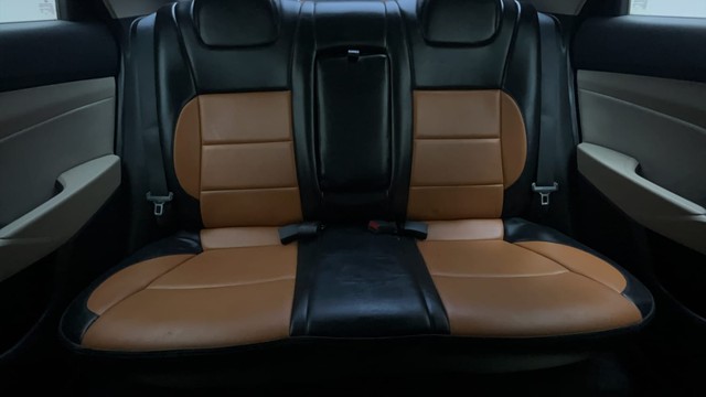 Second-hand 2019 Hyundai Verna VTVT 1.6 AT SX Plus for sale in Hyderabad-29