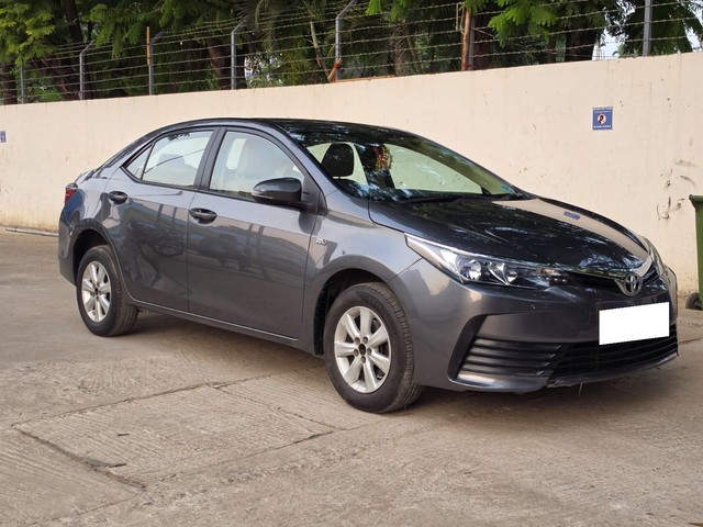 Toyota Corolla Altis 1.8 G Second-hand 2018 Toyota Corolla Altis 1.8 G for sale in Kolkata-6