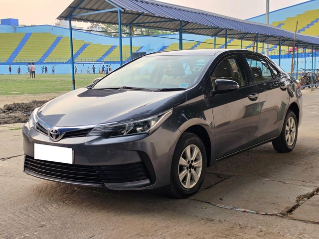 Toyota Corolla Altis 1.8 G Second-hand 2018 Toyota Corolla Altis 1.8 G for sale in Kolkata-4