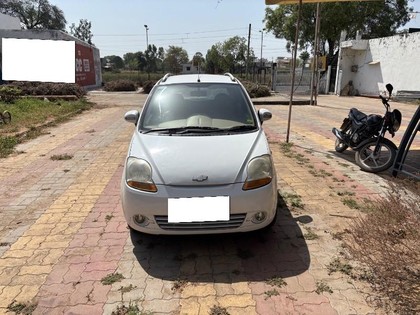 Second-hand 2011 Chevrolet Spark 1.0 LT for sale in Kalol