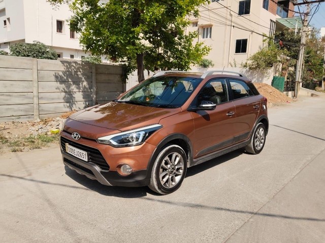 Second-hand 2015 Hyundai i20 Active 1.4 SX for sale in Hyderabad-3