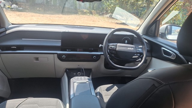 Second-hand 2025 Kia Carens Clavis EV HTK Plus for sale in Hyderabad-7