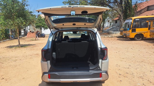 Second-hand 2025 Kia Carens Clavis EV HTK Plus for sale in Hyderabad-6