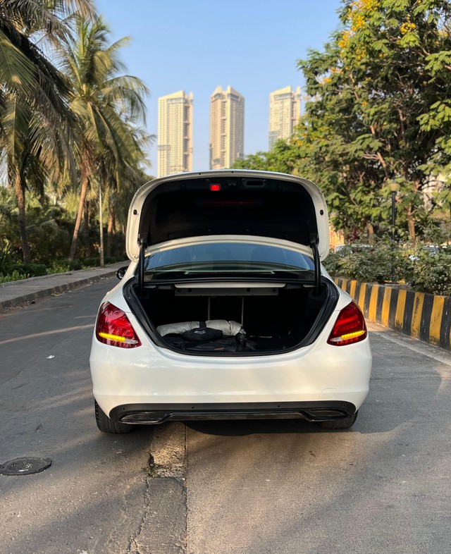 Second-hand 2018 Mercedes-Benz C-Class Progressive C 200 for sale in Mumbai-2