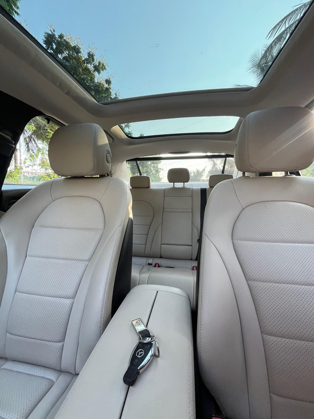 Second-hand 2018 Mercedes-Benz C-Class Progressive C 200 for sale in Mumbai-12