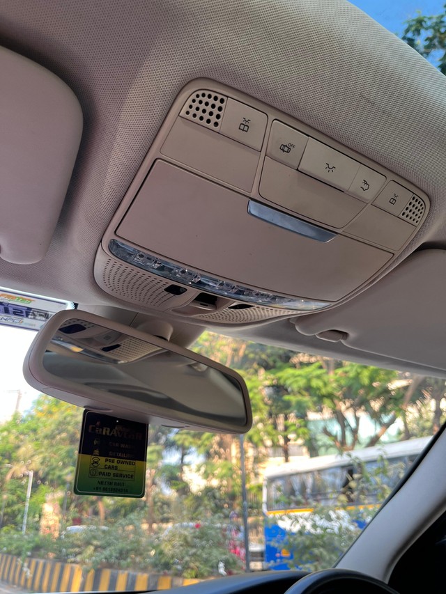 Second-hand 2018 Mercedes-Benz C-Class Progressive C 200 for sale in Mumbai-38