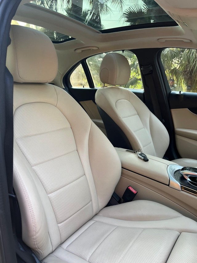 Second-hand 2018 Mercedes-Benz C-Class Progressive C 200 for sale in Mumbai-46