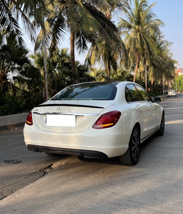 Second-hand 2018 Mercedes-Benz C-Class Progressive C 200 for sale in Mumbai-24