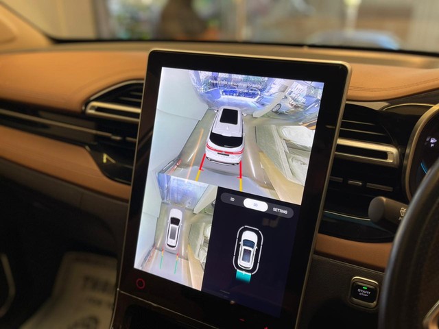 Second-hand 2023 MG Hector Plus 1.5 Turbo Sharp Pro CVT BSVI for sale in Mumbai-10