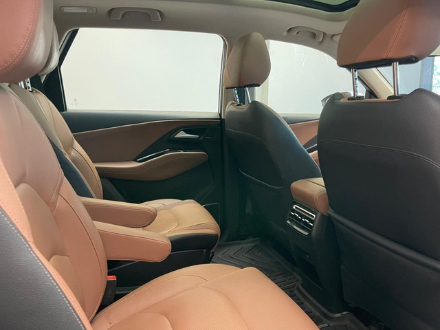 Second-hand 2023 MG Hector Plus 1.5 Turbo Sharp Pro CVT BSVI for sale in Mumbai-34