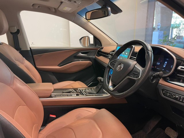 Second-hand 2023 MG Hector Plus 1.5 Turbo Sharp Pro CVT BSVI for sale in Mumbai-11