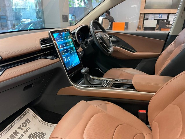 Second-hand 2023 MG Hector Plus 1.5 Turbo Sharp Pro CVT BSVI for sale in Mumbai-21