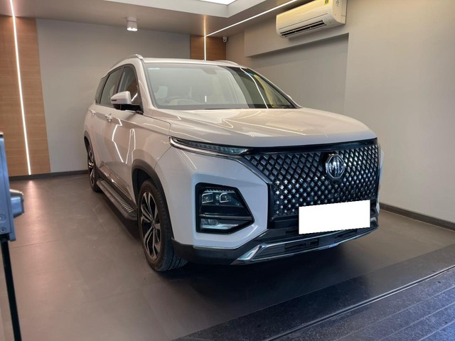 Second-hand 2023 MG Hector Plus 1.5 Turbo Sharp Pro CVT BSVI for sale in Mumbai-1