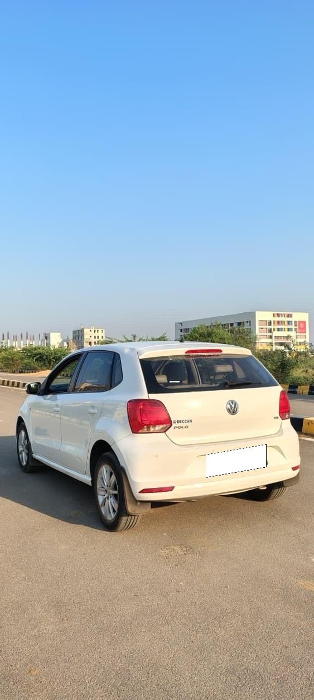 Volkswagen Polo Exquisite 1.5 TDI Highline Second-hand 2015 Volkswagen Polo Exquisite 1.5 TDI Highline for sale in Hyderabad-7