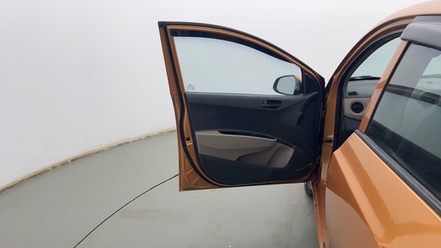 Second-hand 2014 Hyundai Grand i10 1.2 Kappa Magna BSIV for sale in Kolkata-31