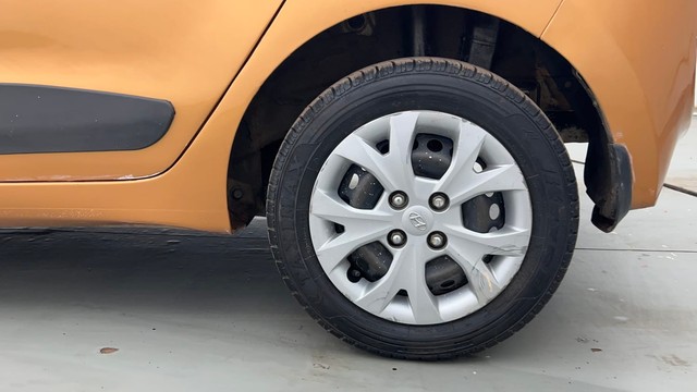 Second-hand 2014 Hyundai Grand i10 1.2 Kappa Magna BSIV for sale in Kolkata-19