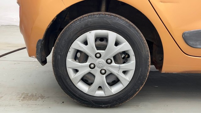 Second-hand 2014 Hyundai Grand i10 1.2 Kappa Magna BSIV for sale in Kolkata-18