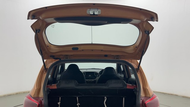 Second-hand 2014 Hyundai Grand i10 1.2 Kappa Magna BSIV for sale in Kolkata-32