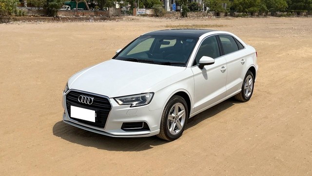 Second-hand 2019 Audi A3 35 TFSI Premium for sale in New Delhi-4