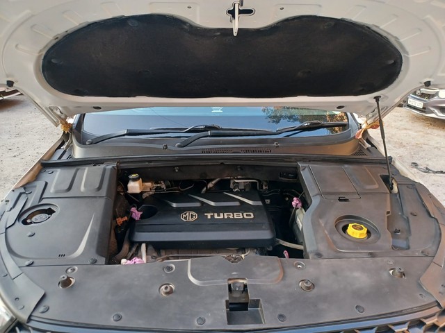 Second-hand 2021 MG Hector Plus Sharp DCT for sale in Mumbai-6