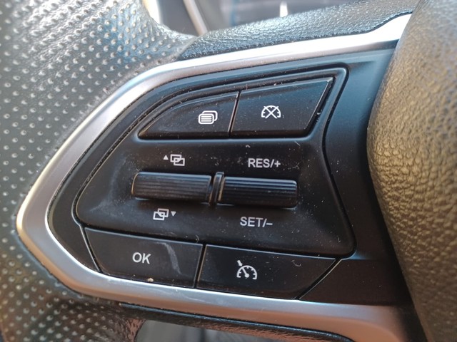 Second-hand 2021 MG Hector Plus Sharp DCT for sale in Mumbai-17