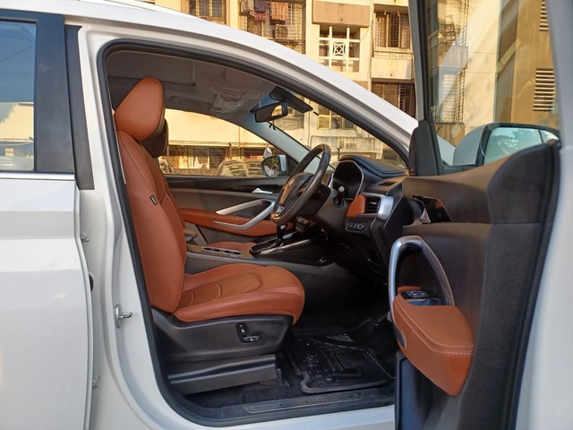 Second-hand 2021 MG Hector Plus Sharp DCT for sale in Mumbai-7