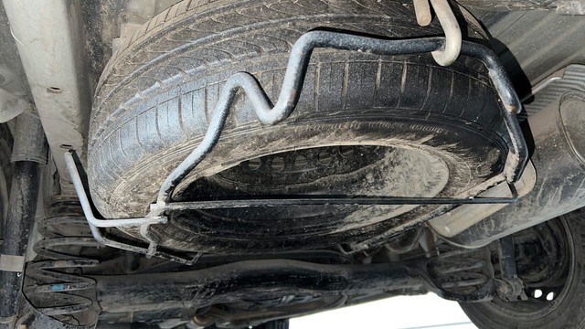 Second-hand 2015 Ford Figo Petrol ZXI for sale in Lucknow-21