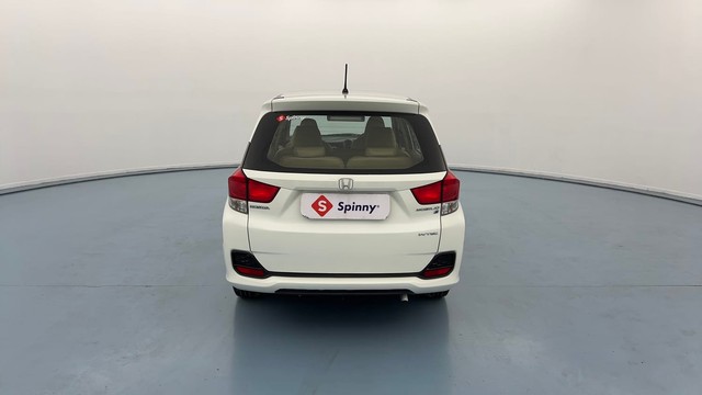 Second-hand 2015 Ford Figo Petrol ZXI for sale in Lucknow-4