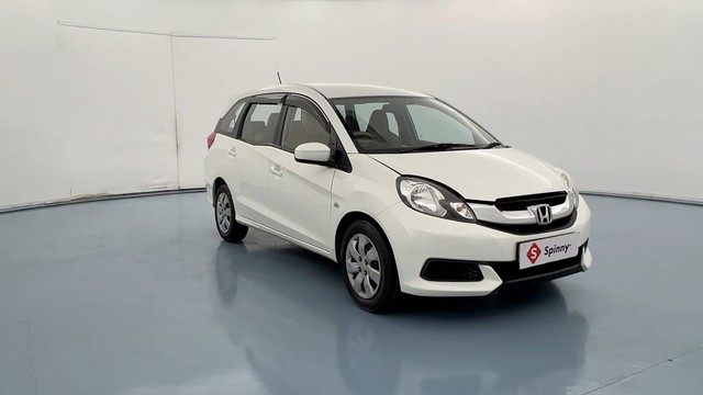 Second-hand 2015 Ford Figo Petrol ZXI for sale in Lucknow-1