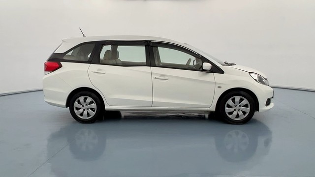 Second-hand 2015 Ford Figo Petrol ZXI for sale in Lucknow-2
