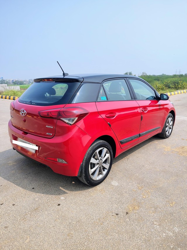 Second-hand 2017 Hyundai i20 Asta 1.4 CRDi for sale in Hyderabad-10